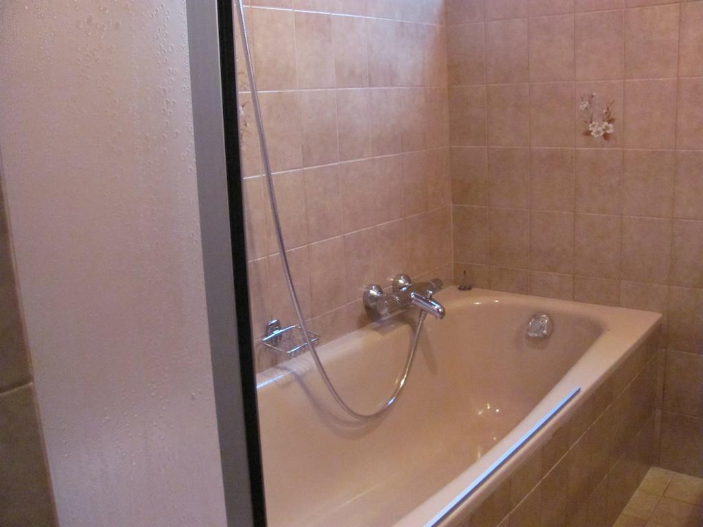 יארצנס Ferienwohnung Plattner Inklusive Sommercard חדר תמונה