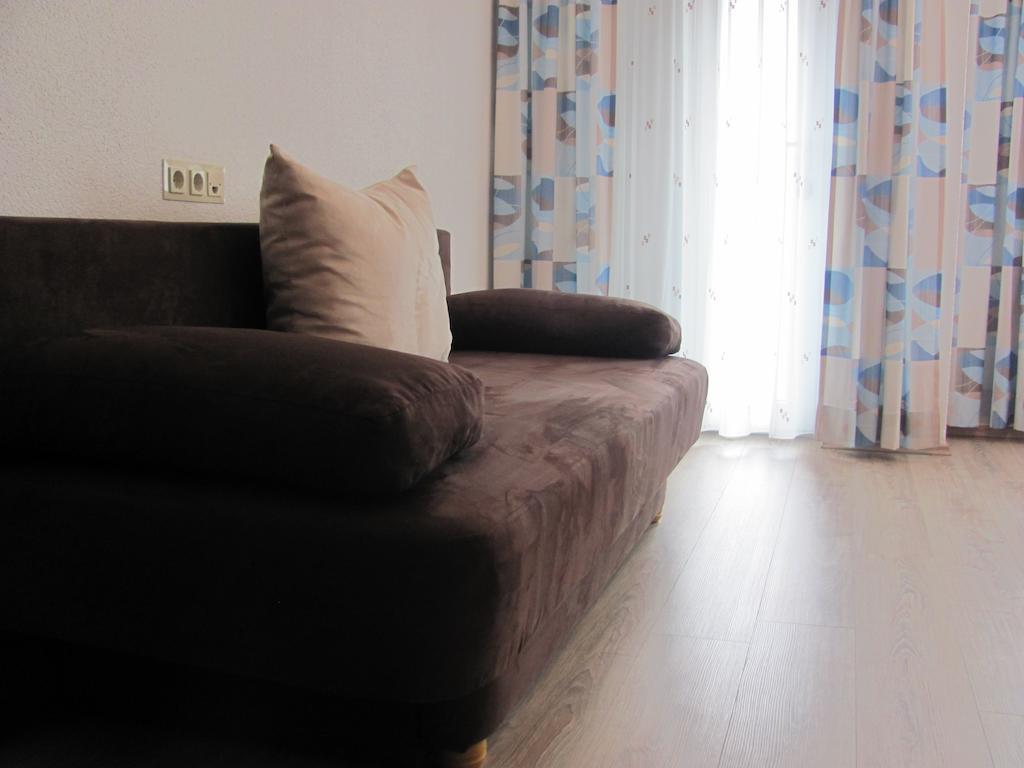 יארצנס Ferienwohnung Plattner Inklusive Sommercard חדר תמונה
