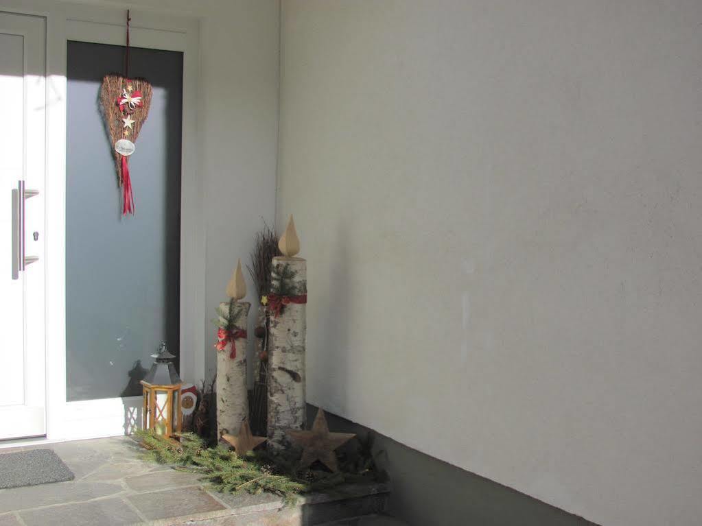 יארצנס Ferienwohnung Plattner Inklusive Sommercard מראה חיצוני תמונה
