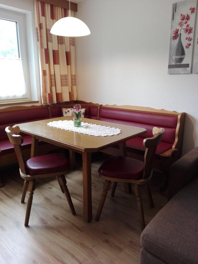 יארצנס Ferienwohnung Plattner Inklusive Sommercard מראה חיצוני תמונה